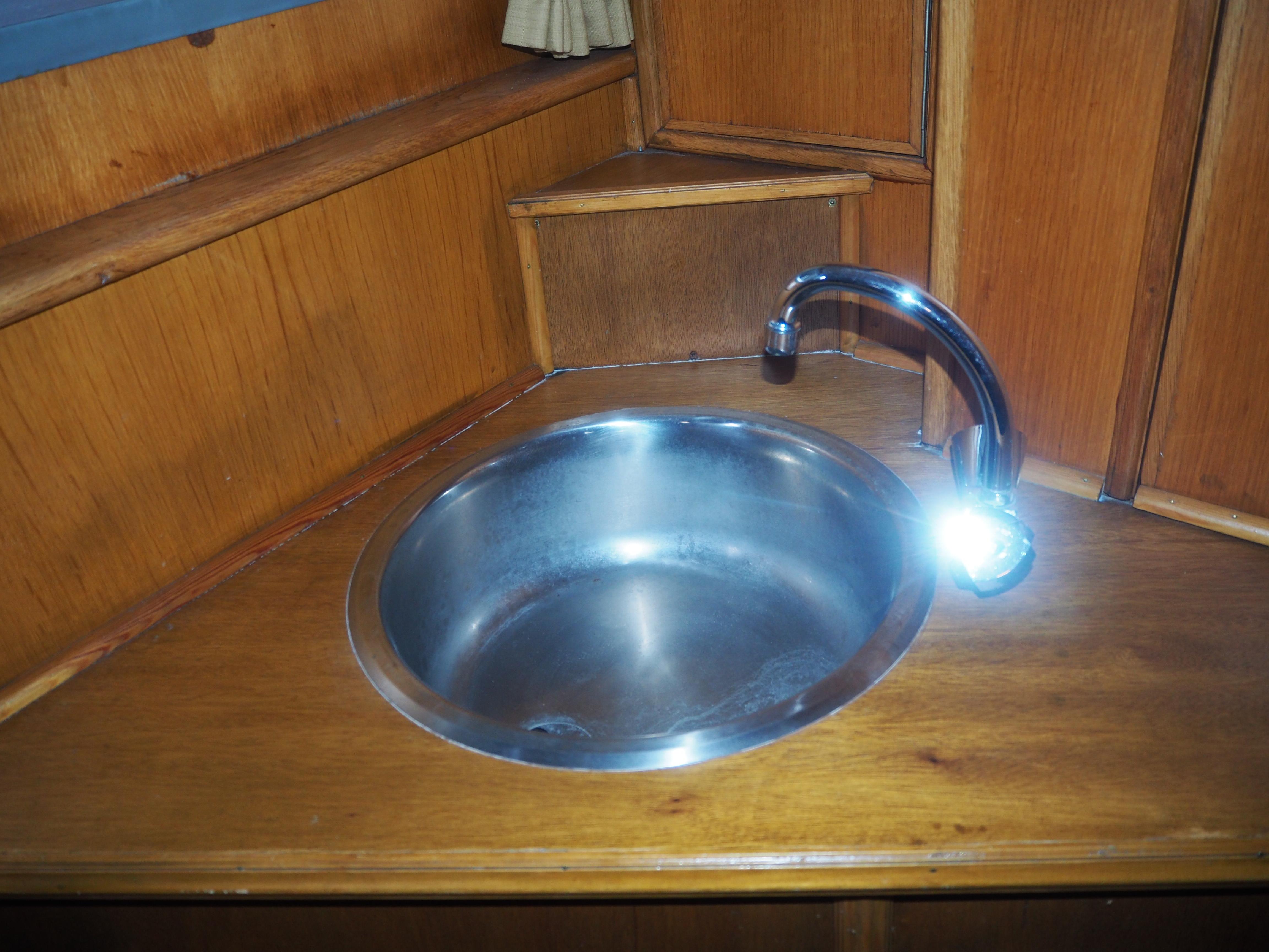 Achterkajuit, Accommodatie